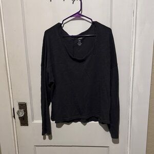 Women's Black Long Sleeve Top